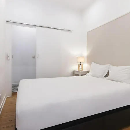 Apartment To Be Mouraria By Homing